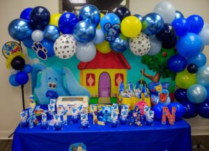 The decor for a Blue's Clues-themed party